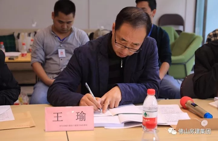 廣東省建設(shè)廳專家組蒞臨我司海創(chuàng)大廈項目進行建筑業(yè)新技術(shù)應(yīng)用示范工程專項驗收